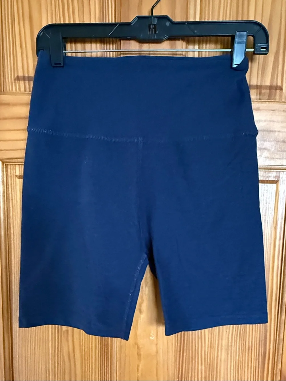 Beyond Yoga Navy High-Rise Bike Shorts, Size Large
